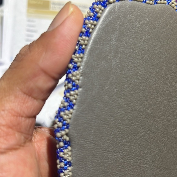 This is authentic Indigenous art medallion created by Indigenous in Walla Walla - Picture 3 of 7